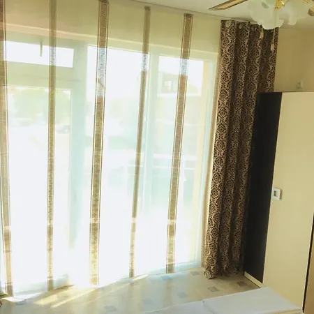 Kurdovi Guest house 2*